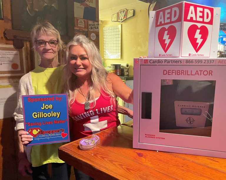 Caribbean Bay Receives AED from Culpepper Cardiac Foundation