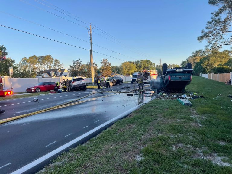 Head-On Vehicle Crash in Auburndale Results in Adult Trauma Alert And One Pediatric Patient