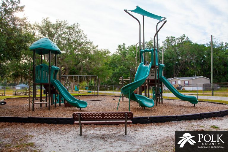 Local Neighborhood Park in Auburndale Offers Recreation Spot For Families